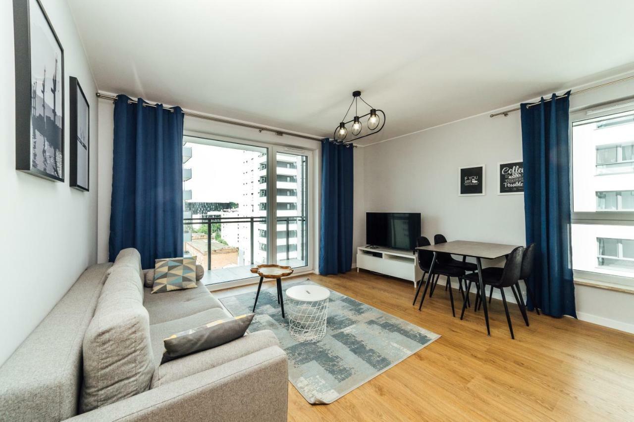 Pobookowane Stocznia Apartments グダニスク エクステリア 写真
