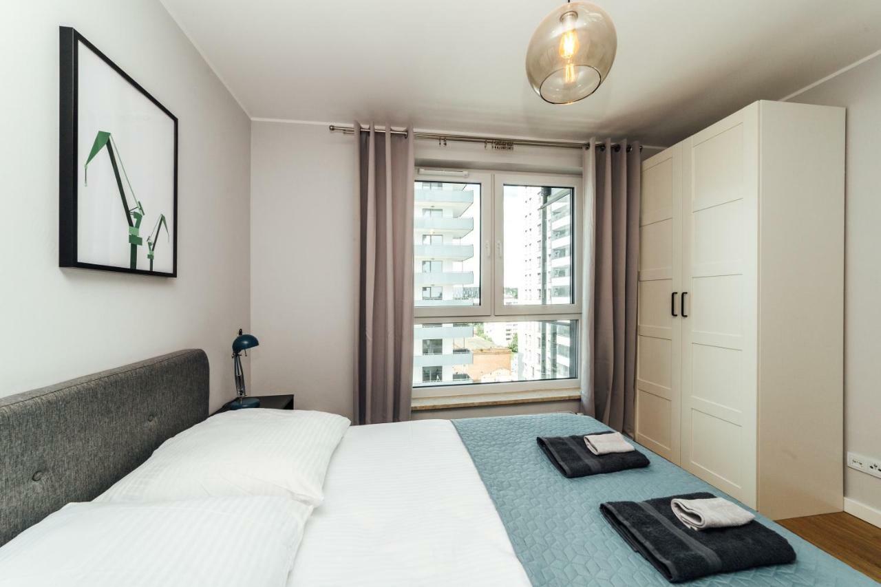 Pobookowane Stocznia Apartments グダニスク エクステリア 写真