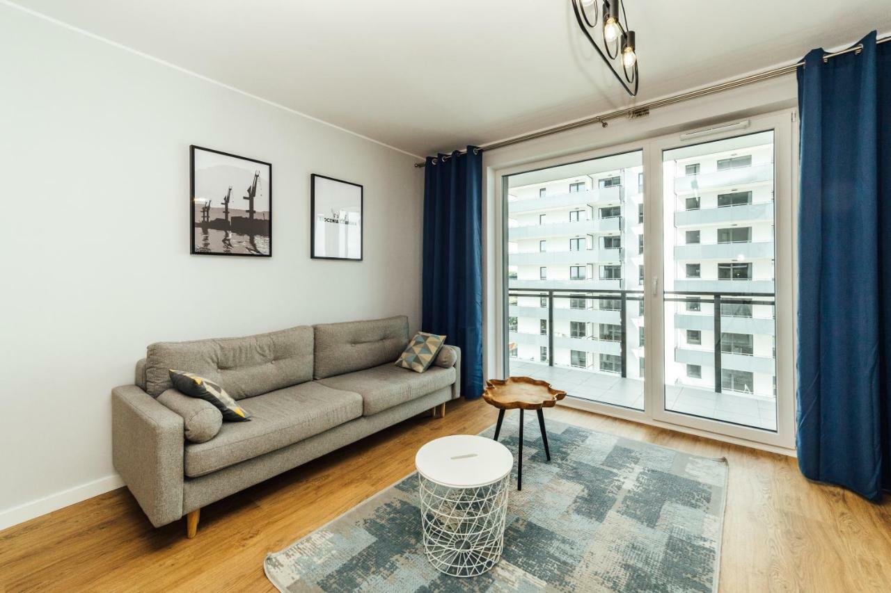 Pobookowane Stocznia Apartments グダニスク エクステリア 写真