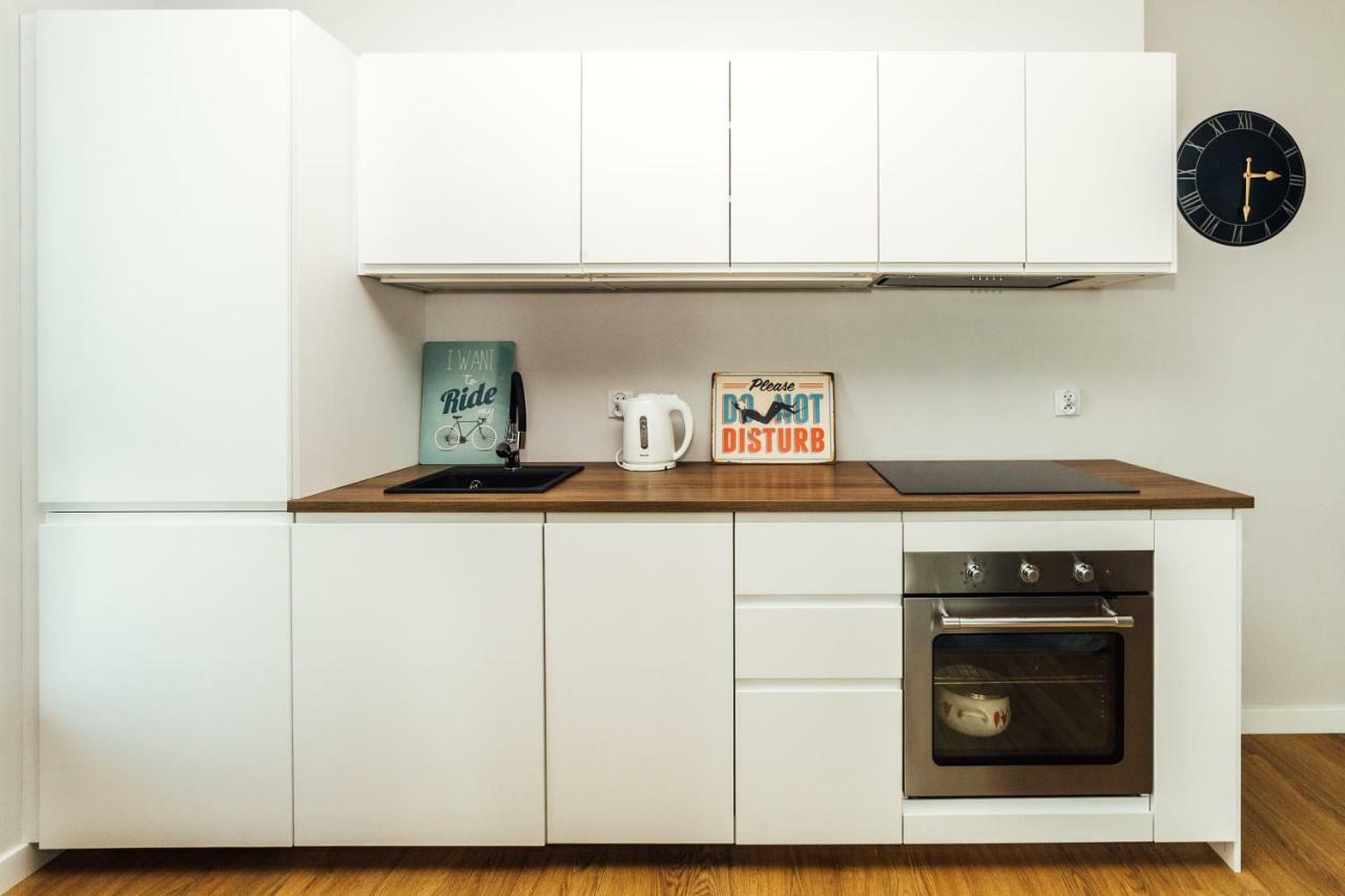 Pobookowane Stocznia Apartments グダニスク エクステリア 写真