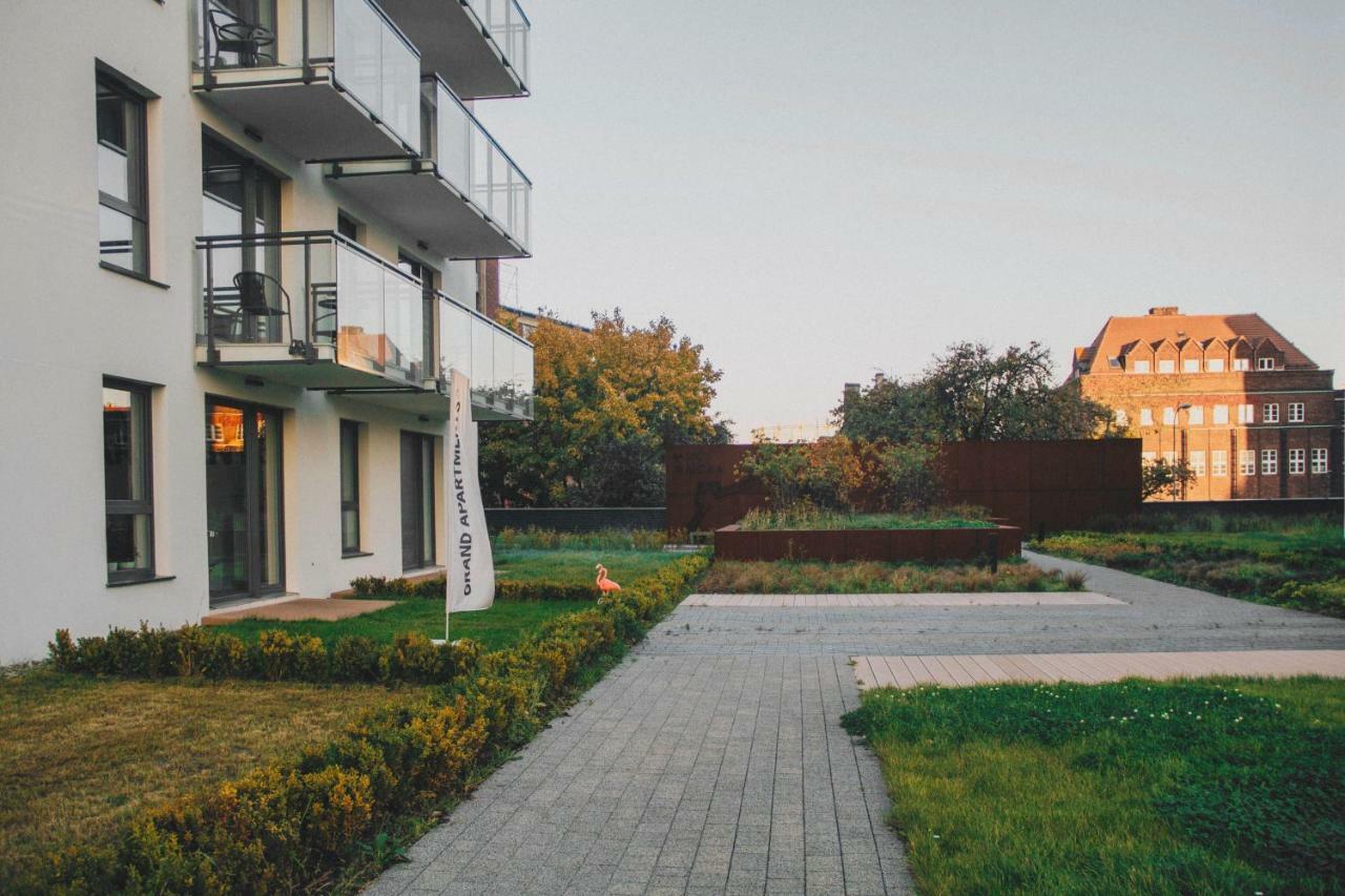 Pobookowane Stocznia Apartments グダニスク エクステリア 写真