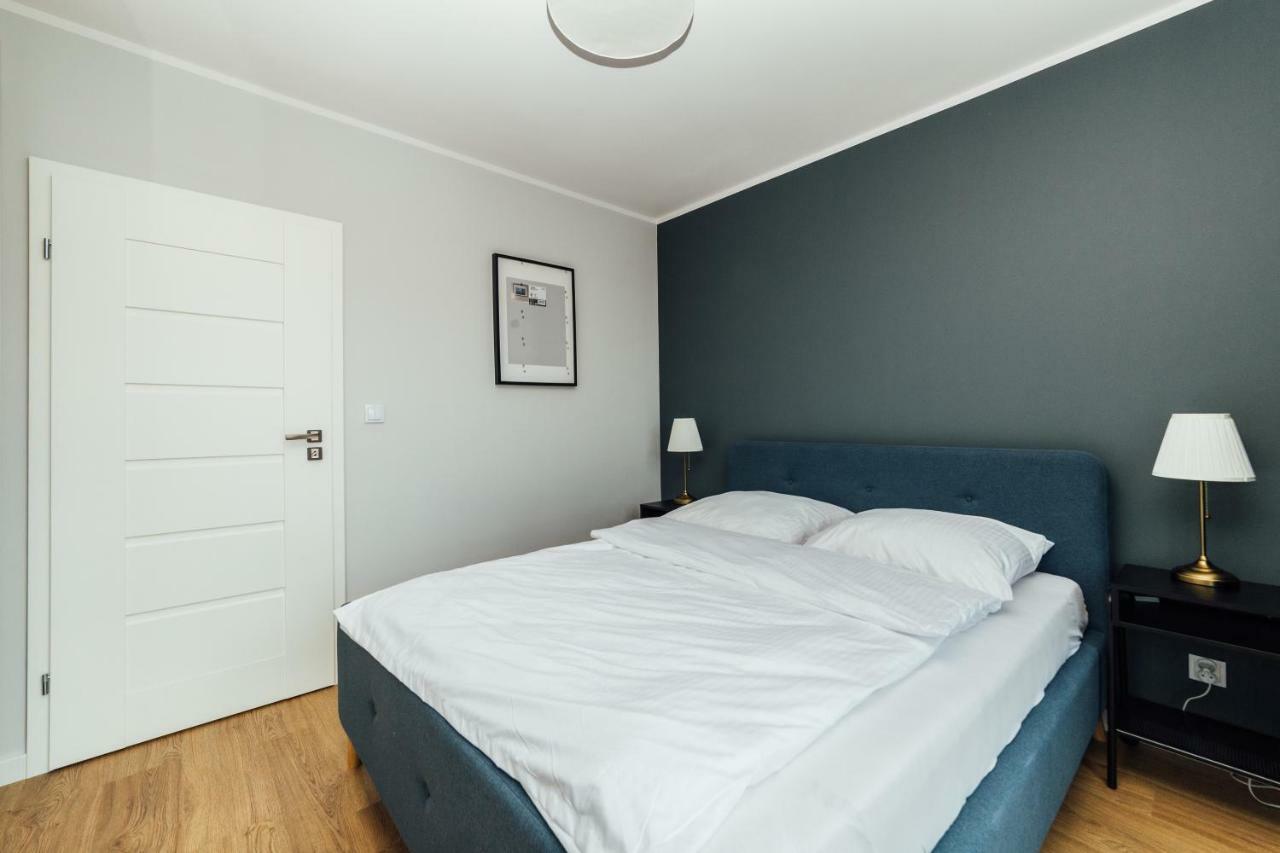 Pobookowane Stocznia Apartments グダニスク エクステリア 写真