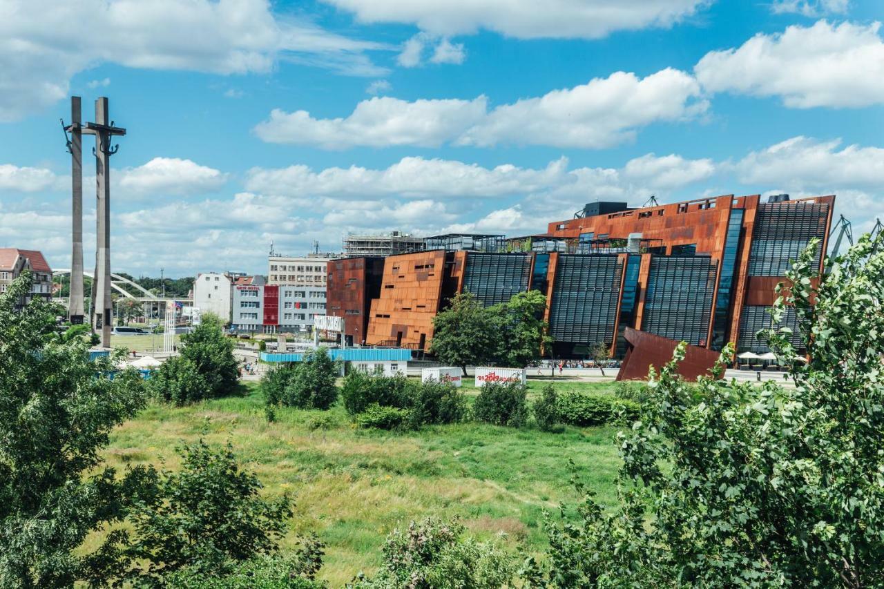 Pobookowane Stocznia Apartments グダニスク エクステリア 写真