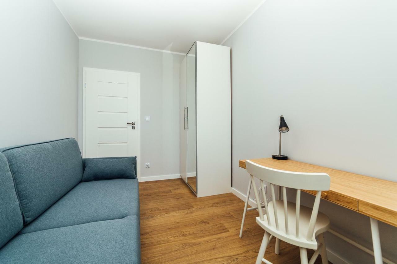 Pobookowane Stocznia Apartments グダニスク エクステリア 写真