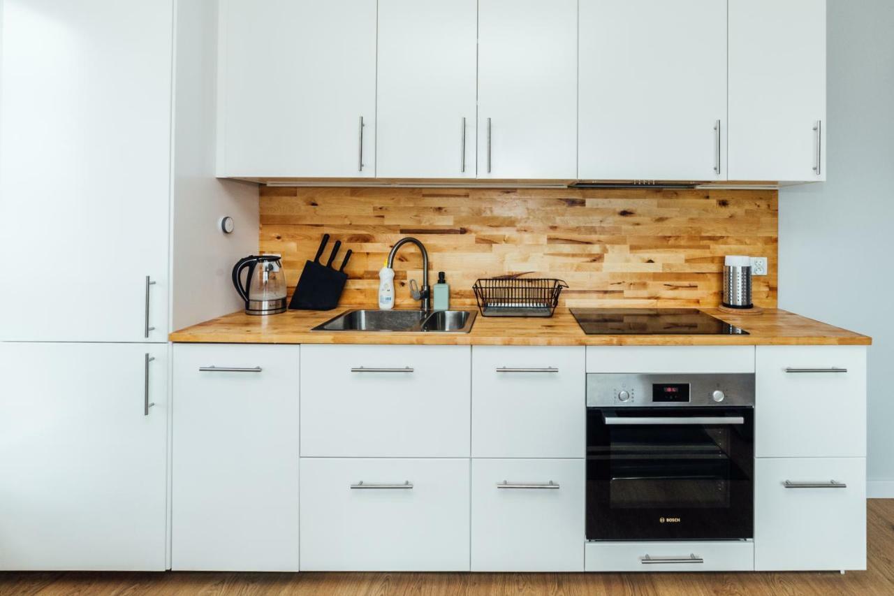 Pobookowane Stocznia Apartments グダニスク エクステリア 写真
